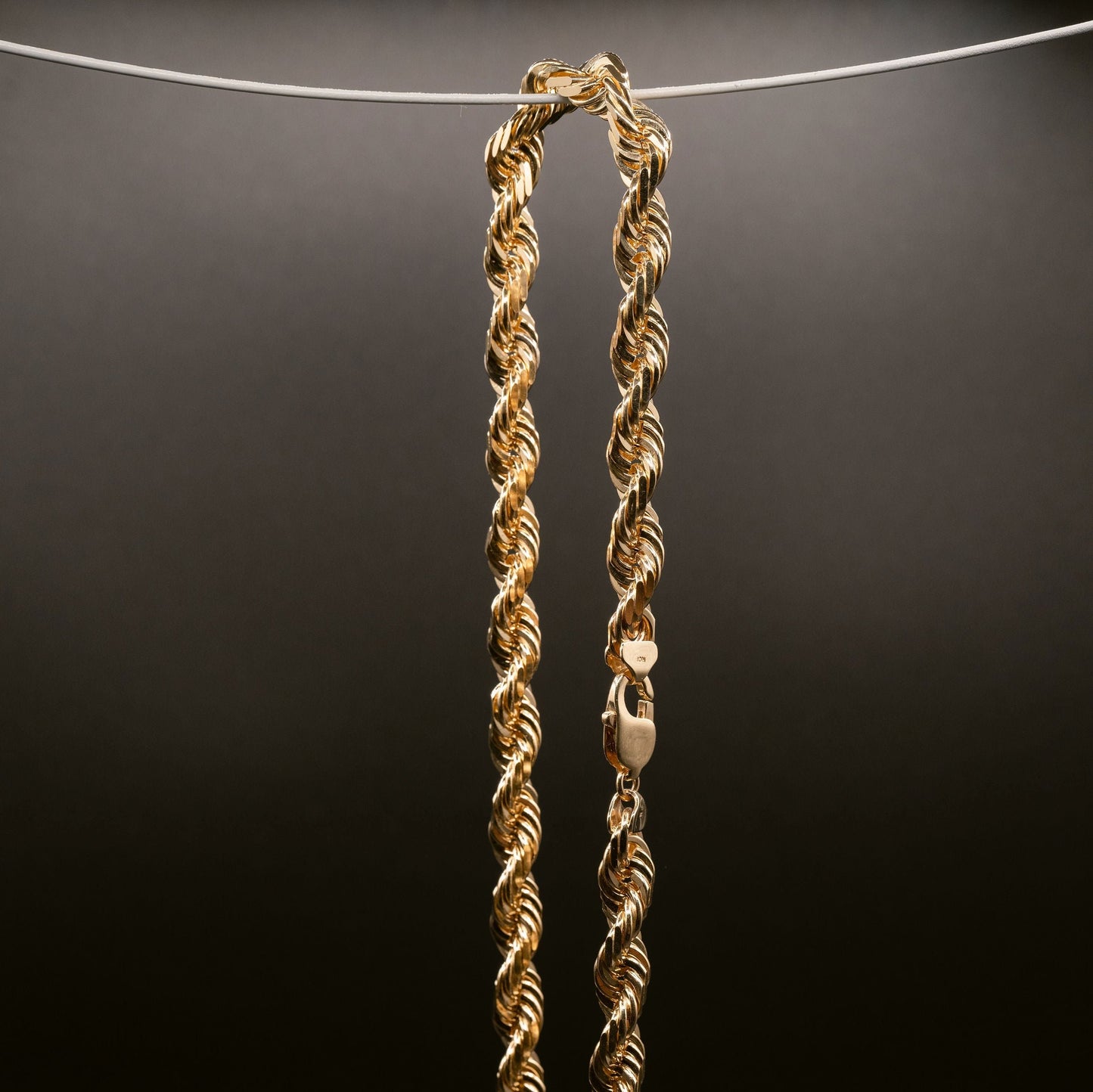 14k yellow gold rope chain closeup