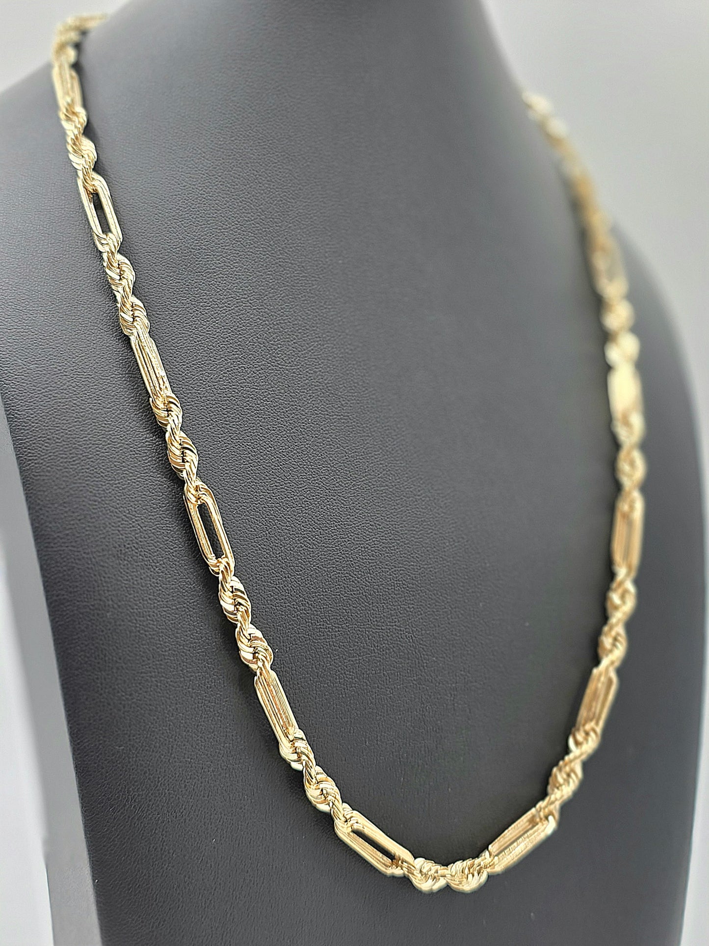 (10KT) 12MM - 20MM: Yellow Gold Milano Chain