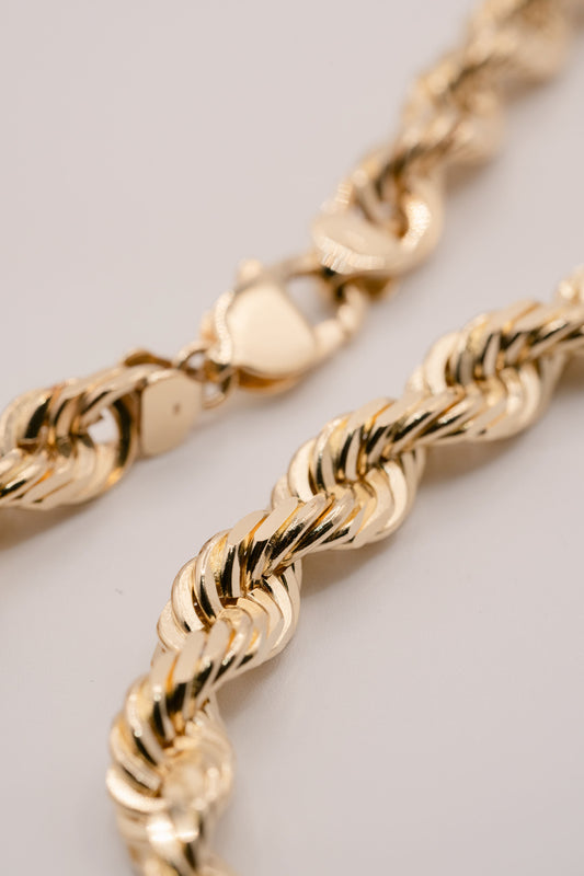 Yellow gold rope chain